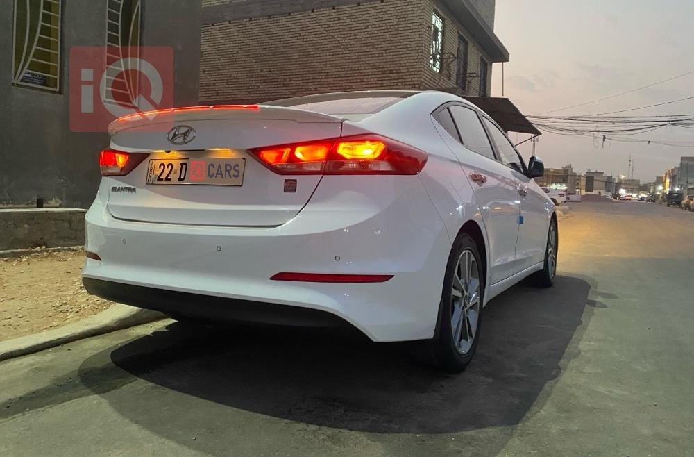 هيونداي النترا